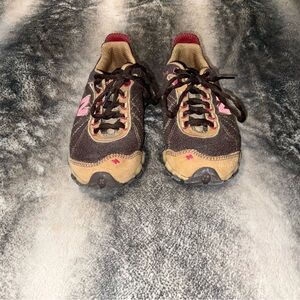 New Balance Brown and Red Sneakers